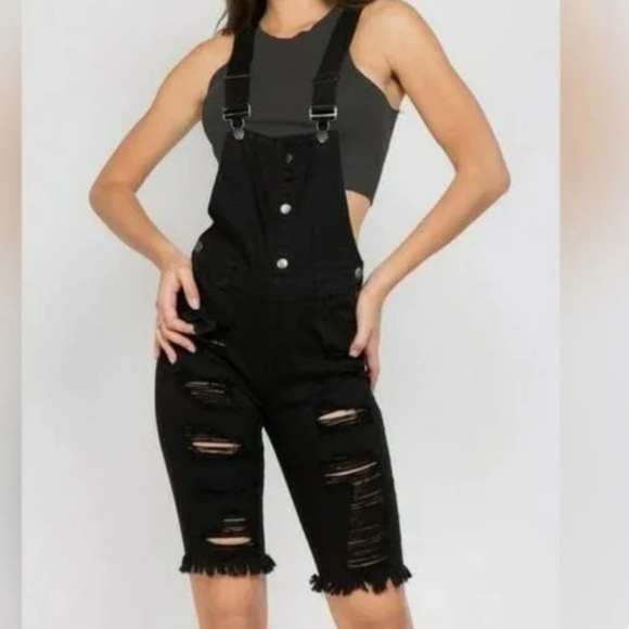 American Bazi Pants - American Bazi Distressed Bermuda Shorts Overalls. Size: L